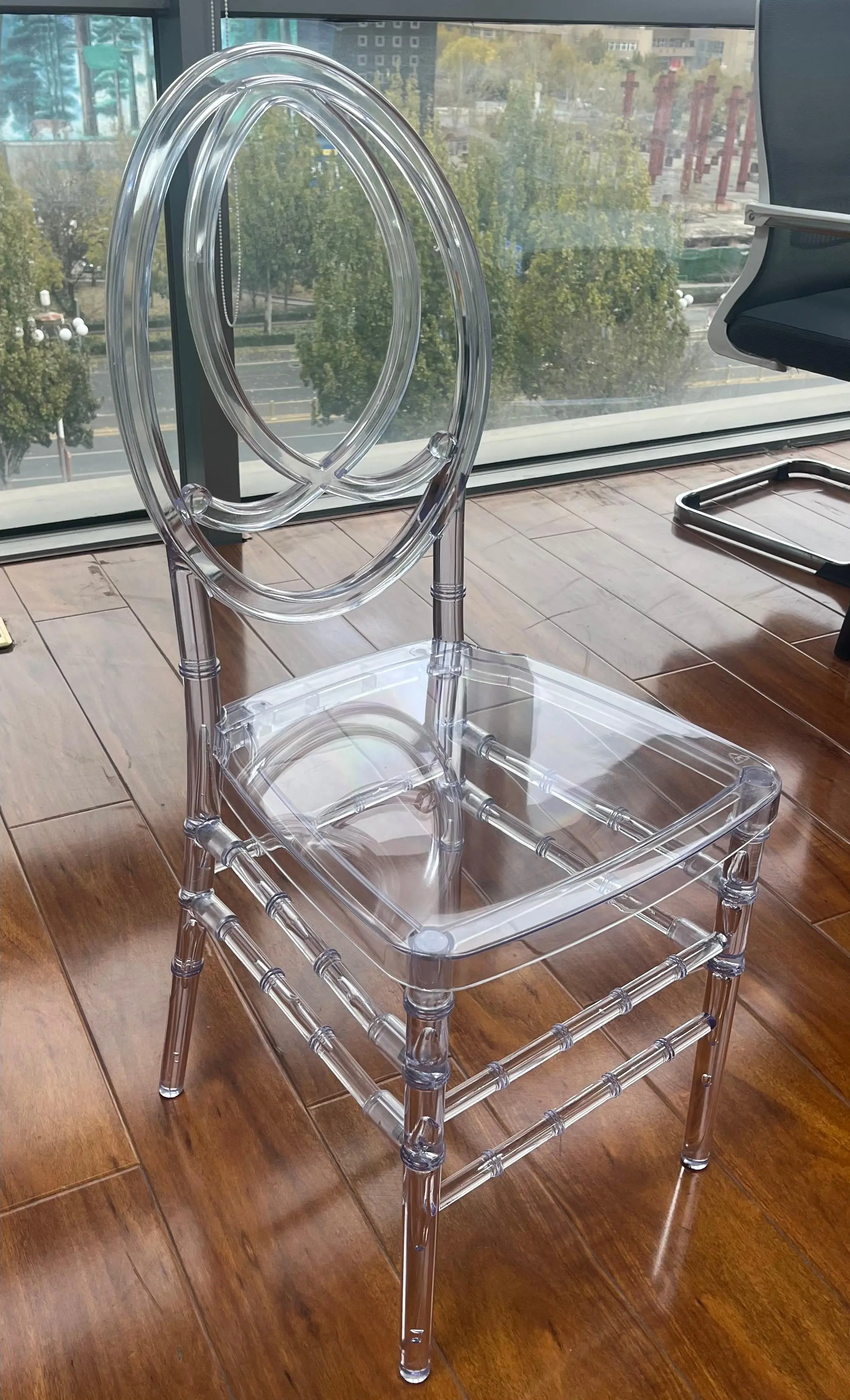 Acrylic chair (3).jpg